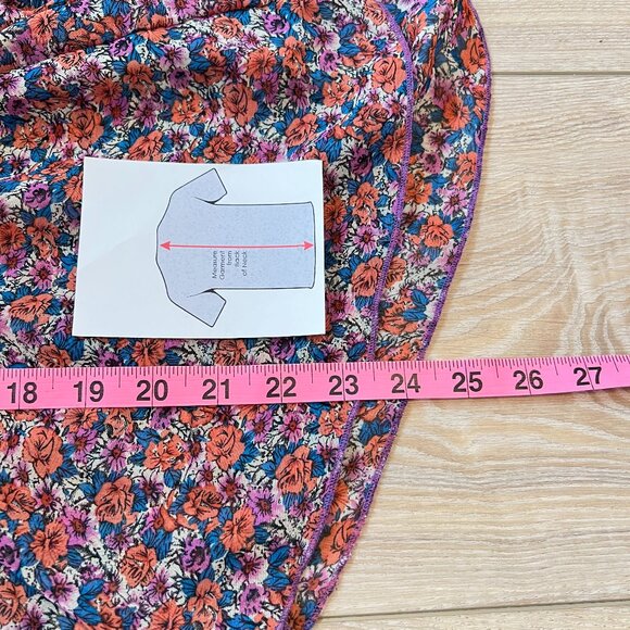 Lightweight Floral Peplum Top - Flowy & Chic! - Nevada Size S - Picture 9 of 9